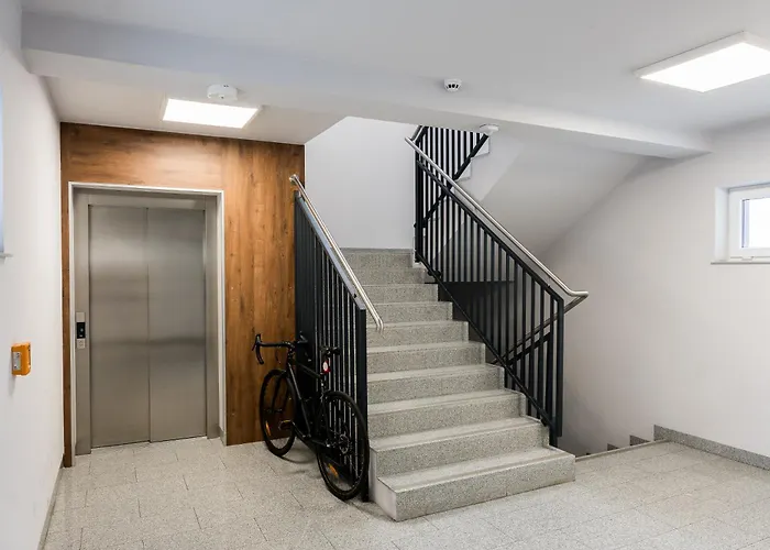 Chlebowa View By Bookinghost *