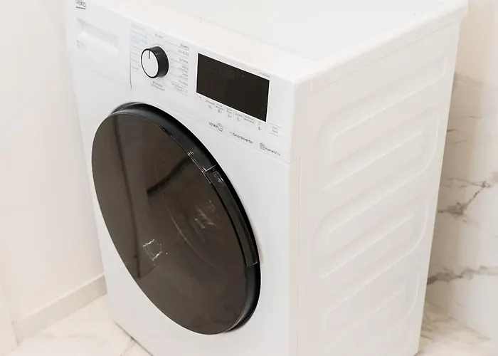 Chlebowa View By Bookinghost 포즈난