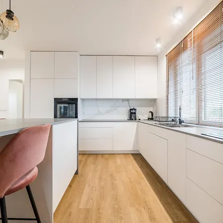 Chlebowa View By Bookinghost * Познань