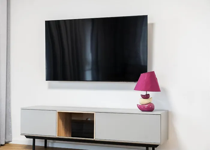 Chlebowa View By Bookinghost *