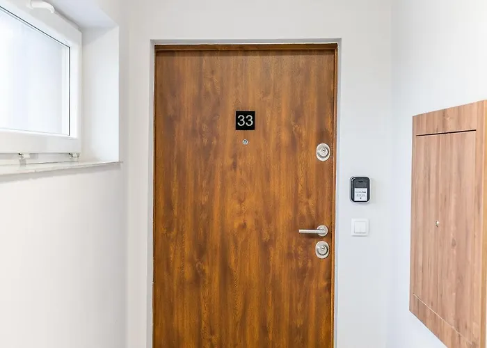 Chlebowa View By Bookinghost